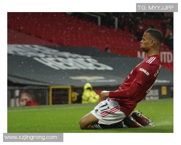 足球明星滑跪瞬间展现激情与坚持的精彩瞬间图片合集